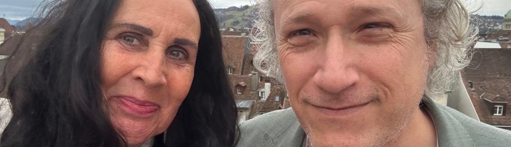 Regula Staempfli und Sama Schwarz über den Dächern von Bern anlässlich des Medientages Syndicom Bern 2026.